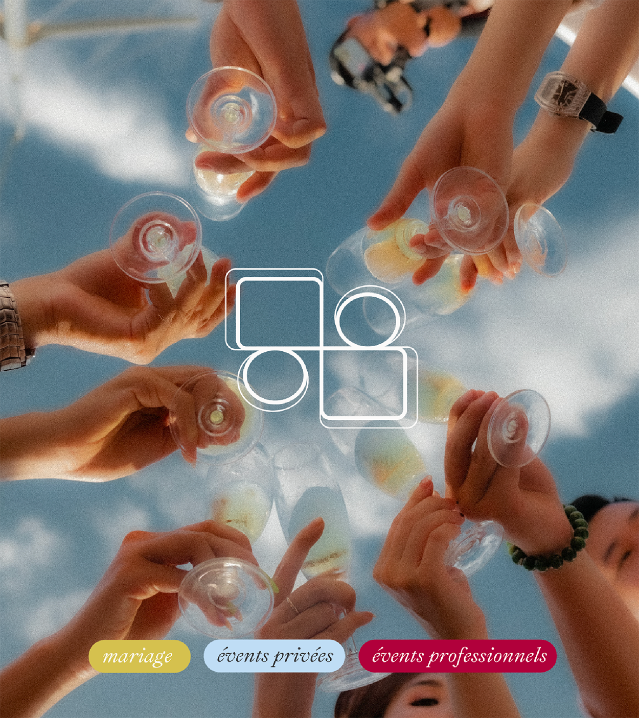 Post insta champagne personnes qui trinquent à un mariage